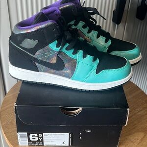 AIR JODAN 1 MID GS 6.5y